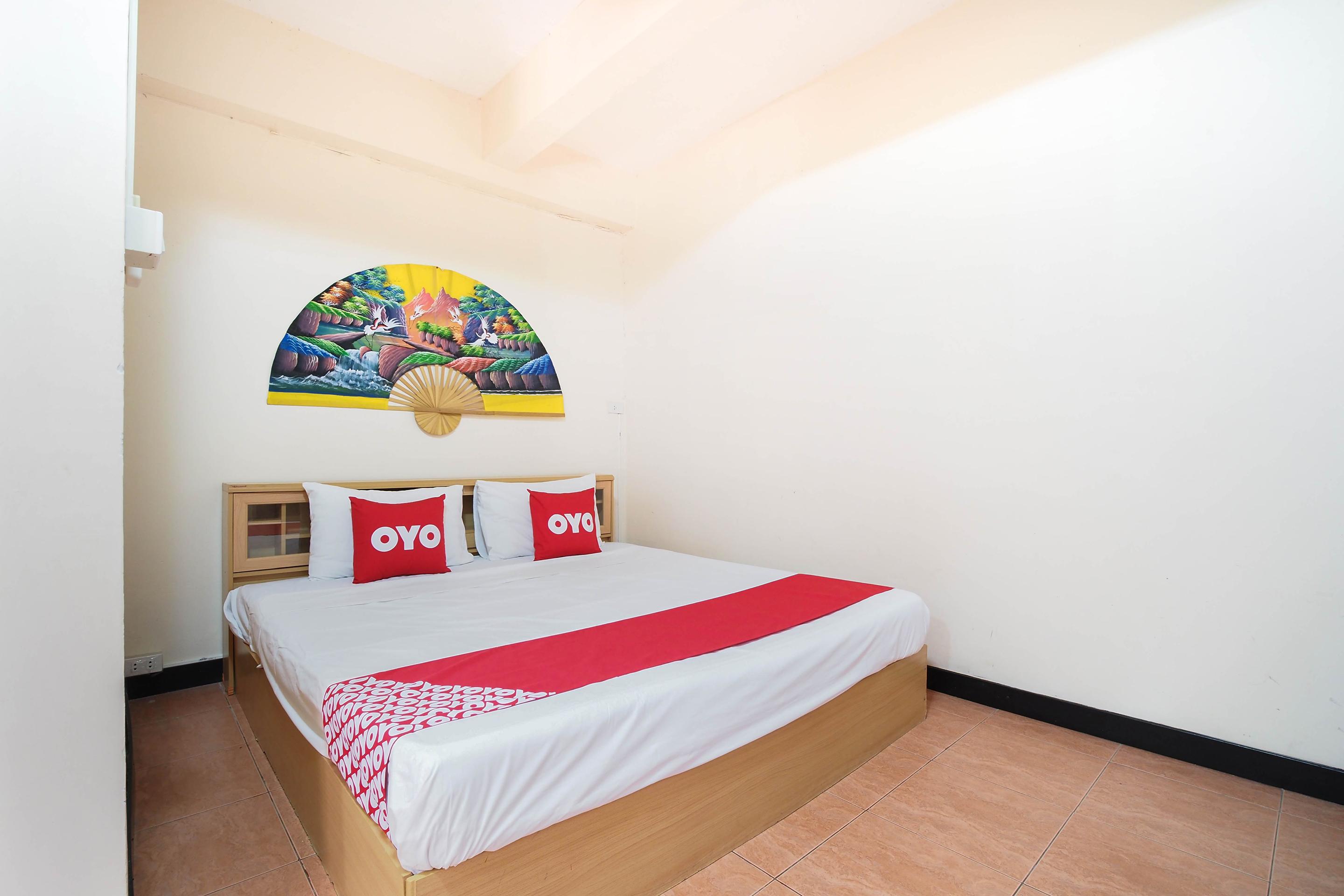 Oyo 963 Sunshine Guesthouse Pattaya Exterior foto