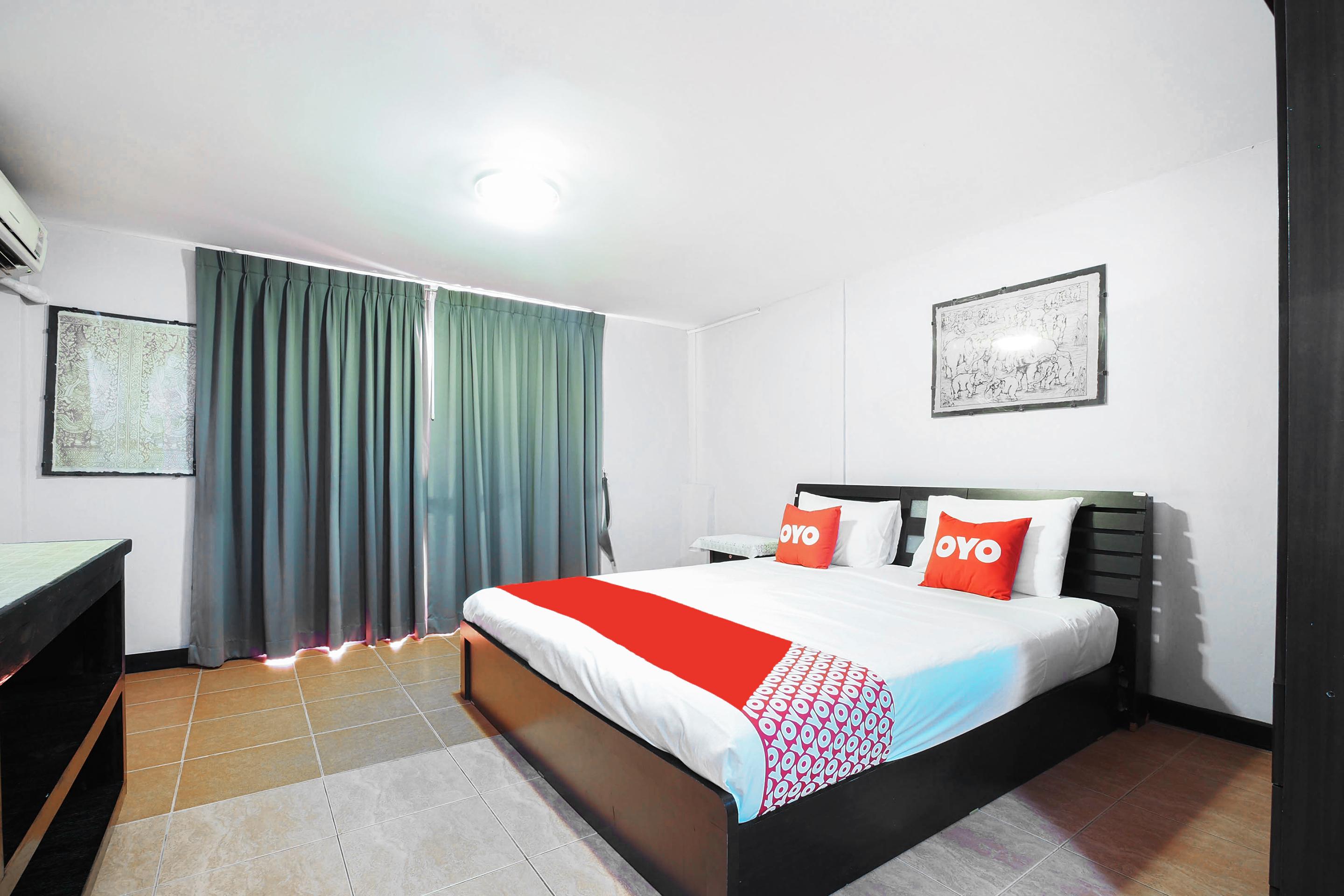 Oyo 963 Sunshine Guesthouse Pattaya Exterior foto