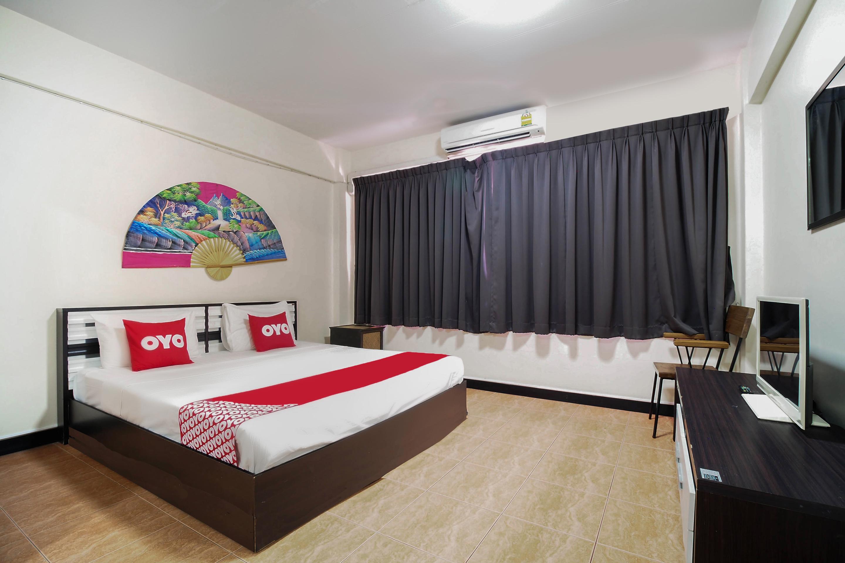 Oyo 963 Sunshine Guesthouse Pattaya Exterior foto