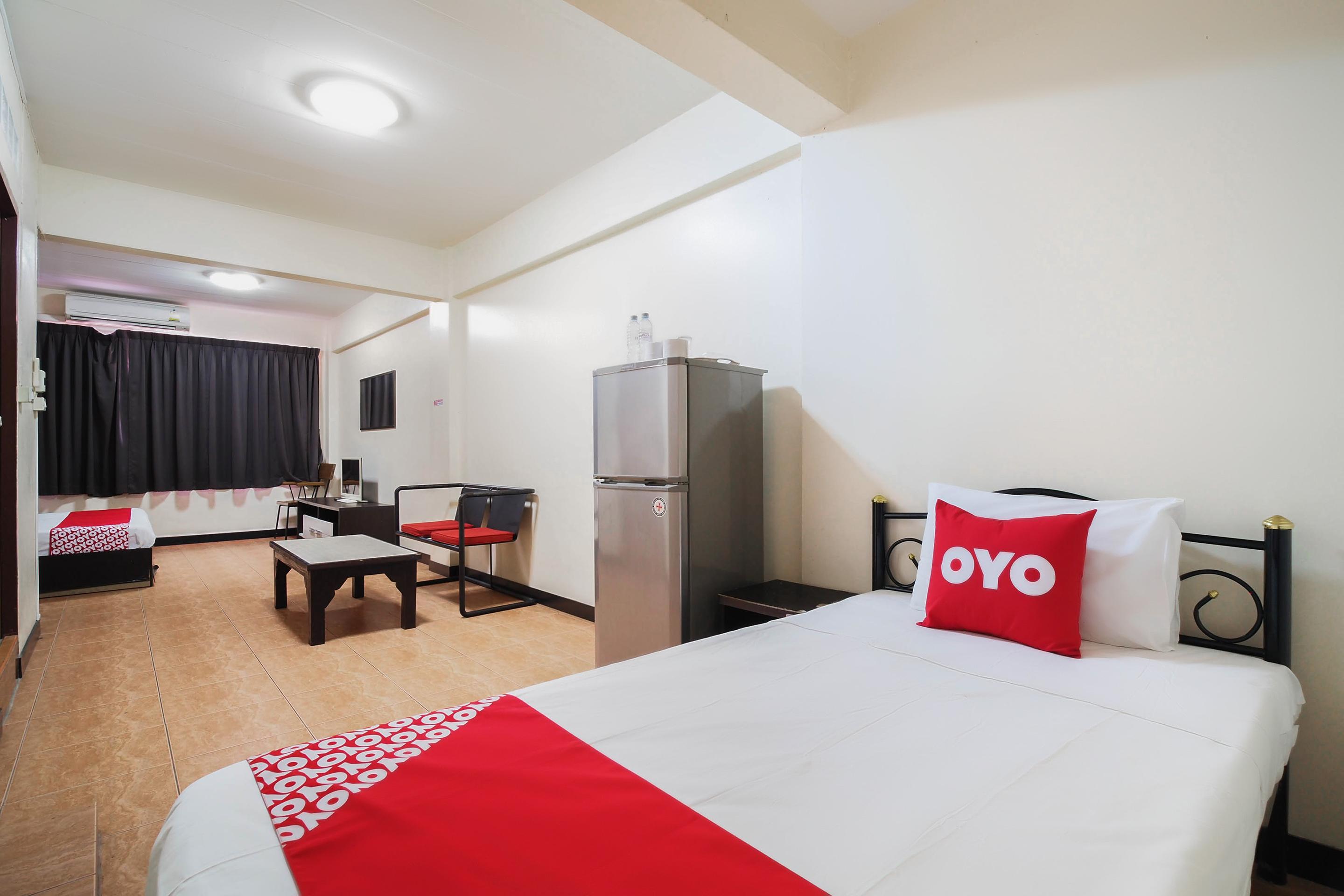 Oyo 963 Sunshine Guesthouse Pattaya Exterior foto
